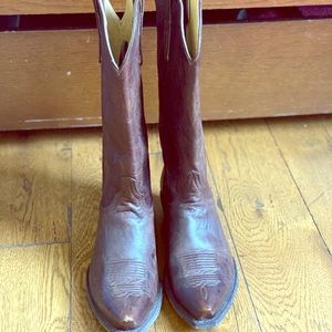 I wore these cowboy boots 1 time for a wedding